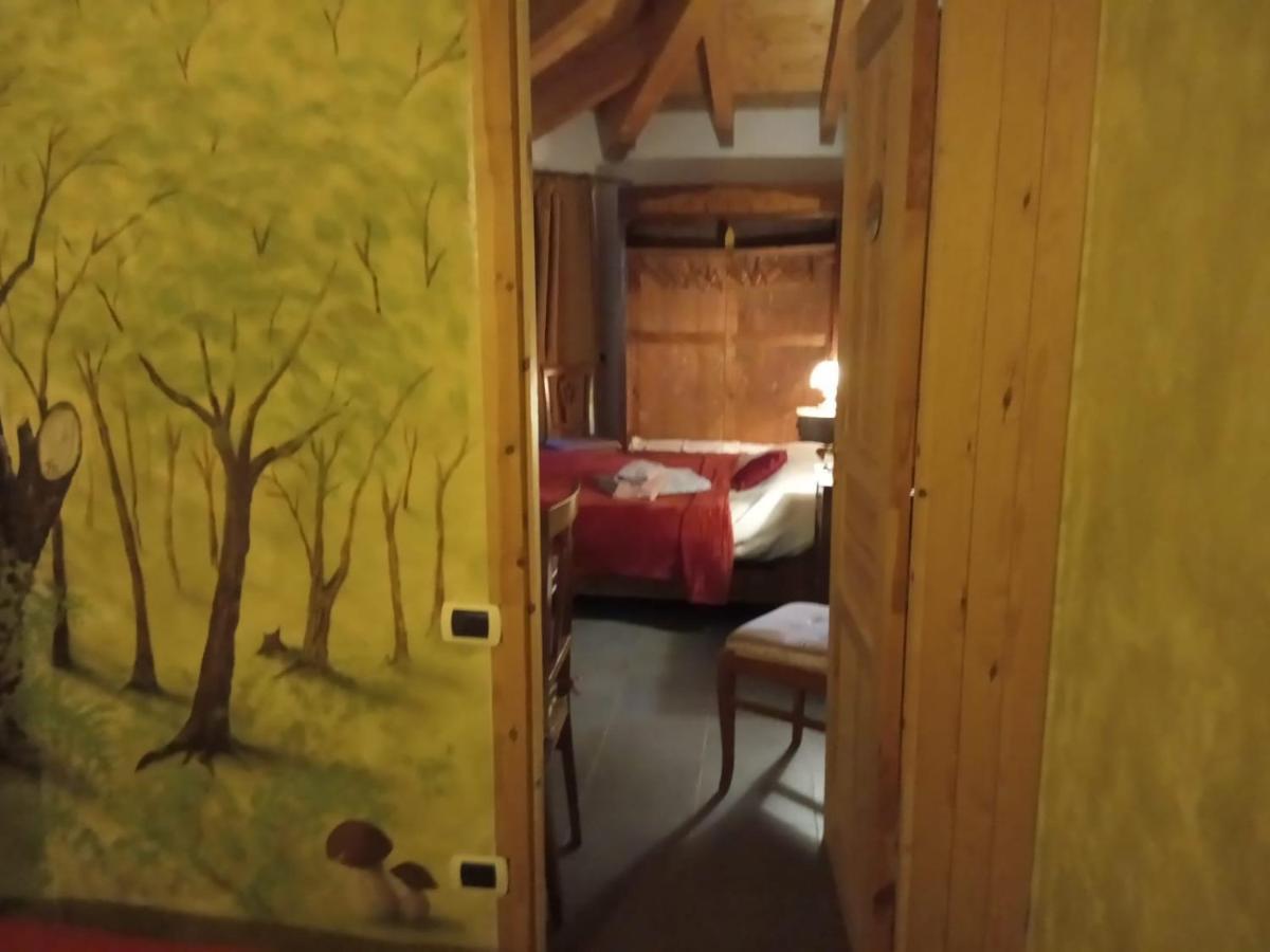 Villa Amaranta Room And Breakfast Эдоло Экстерьер фото