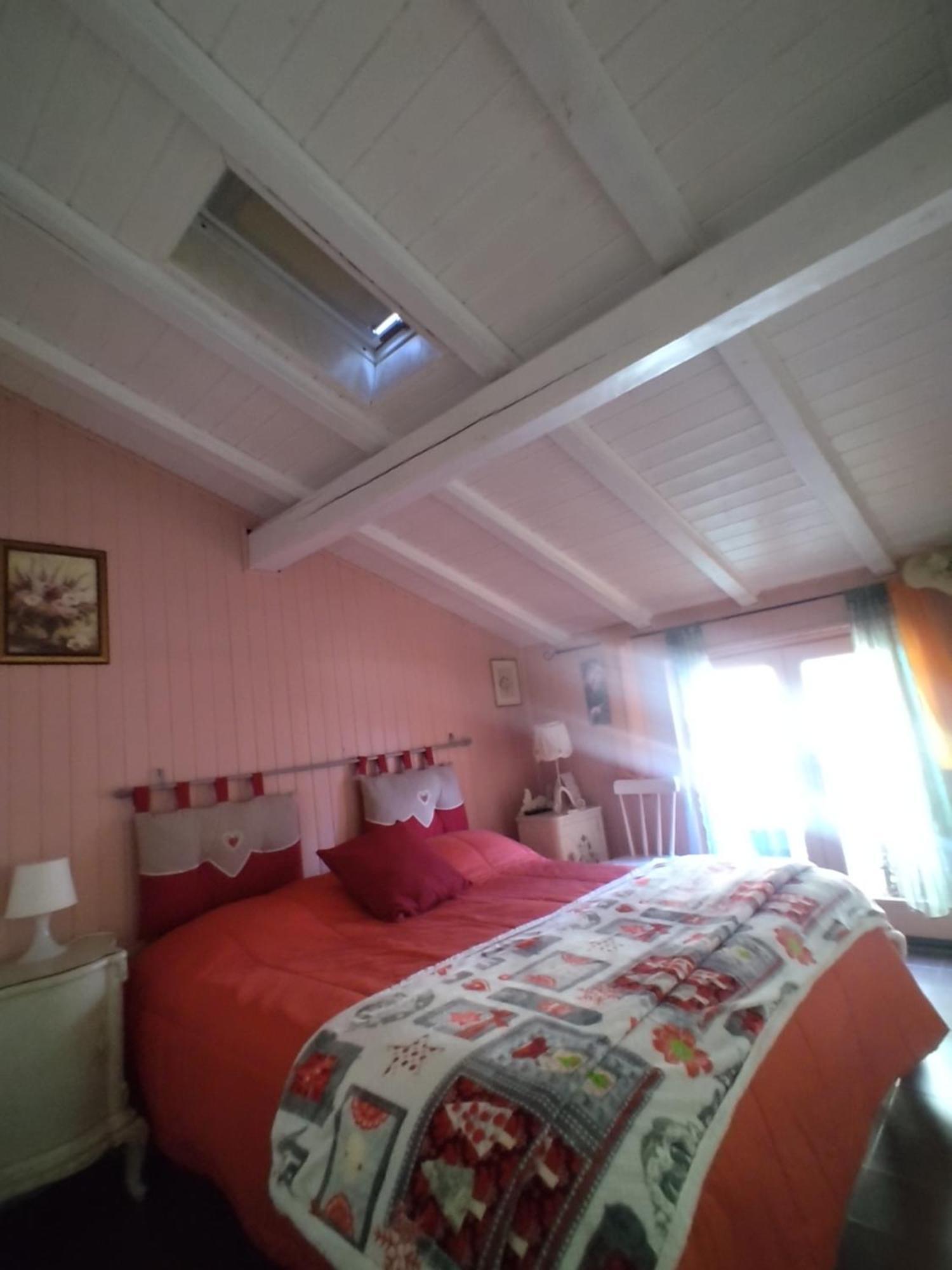 Villa Amaranta Room And Breakfast Эдоло Экстерьер фото