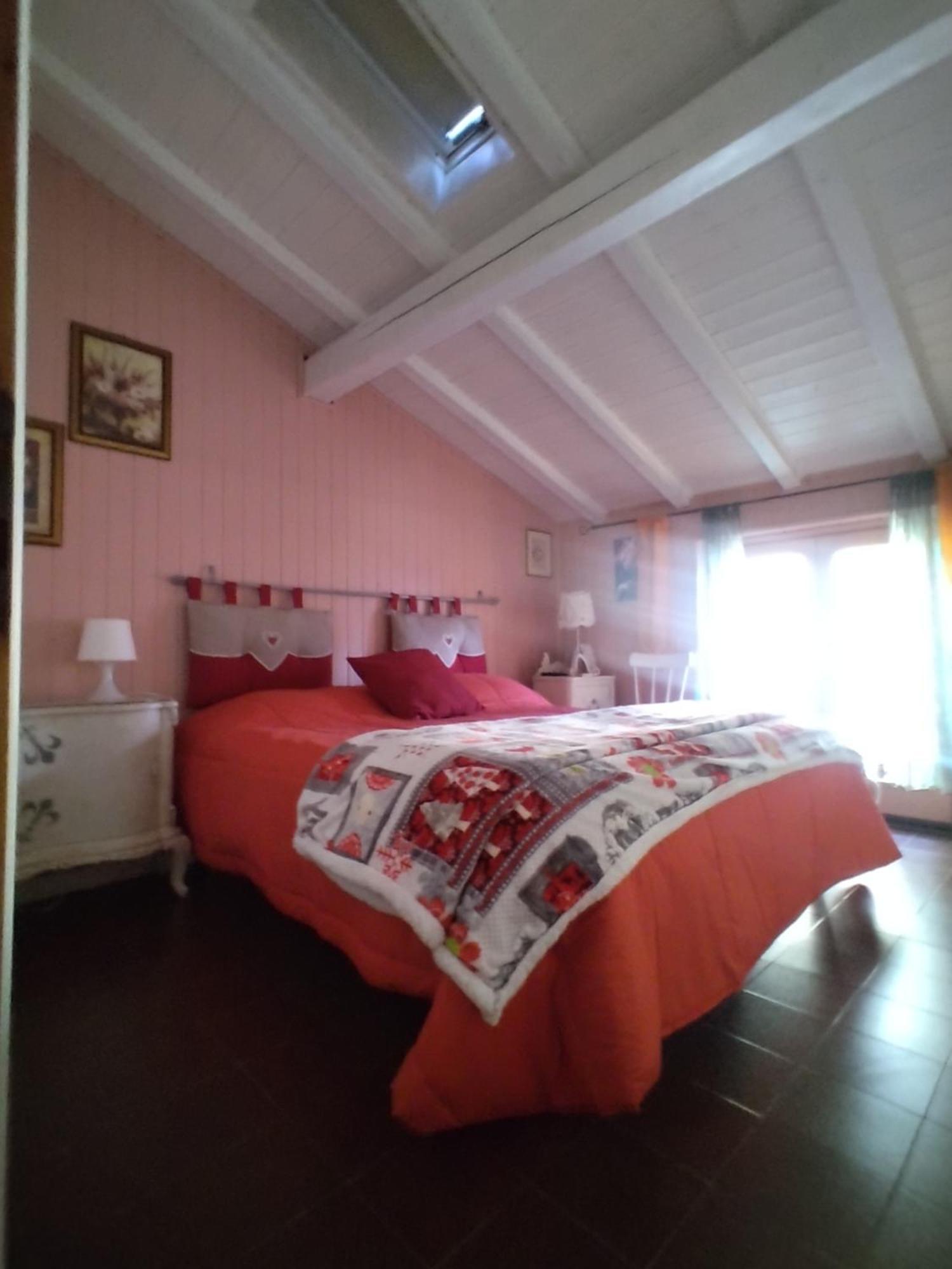 Villa Amaranta Room And Breakfast Эдоло Экстерьер фото